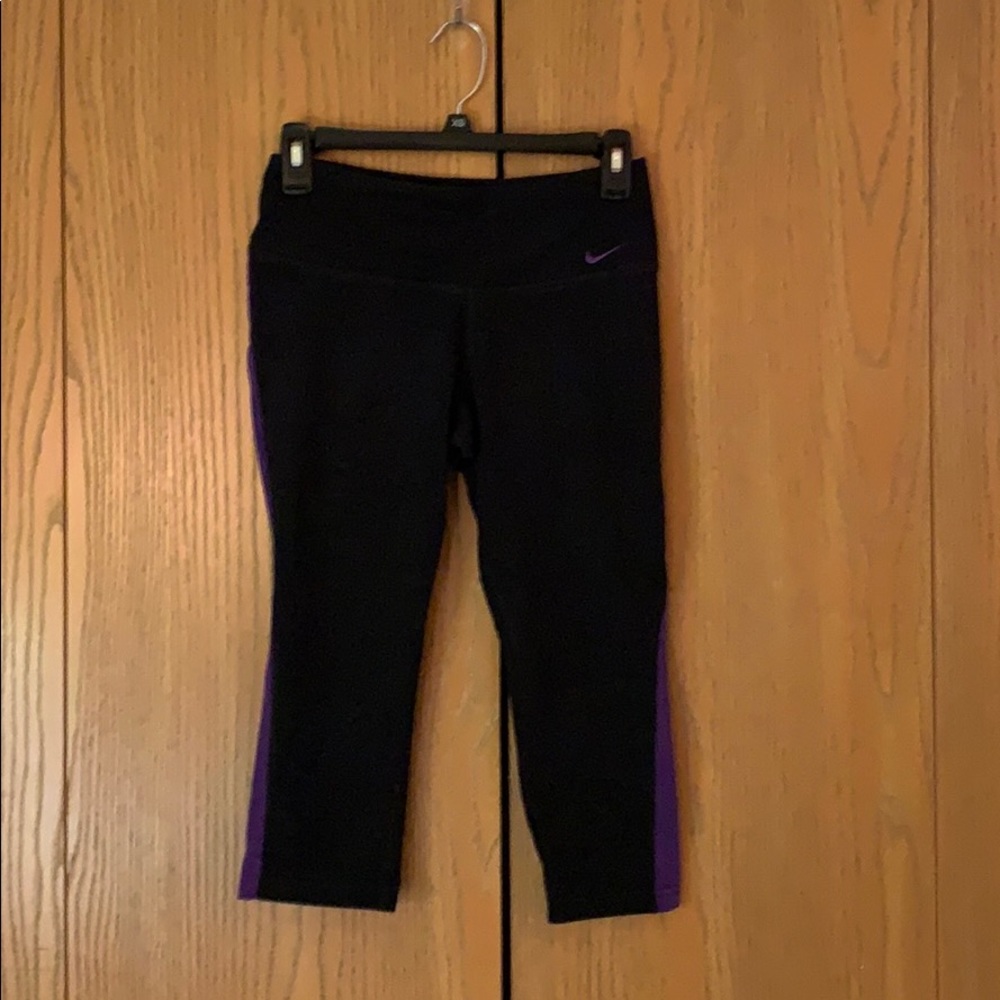 Nike crop leggings